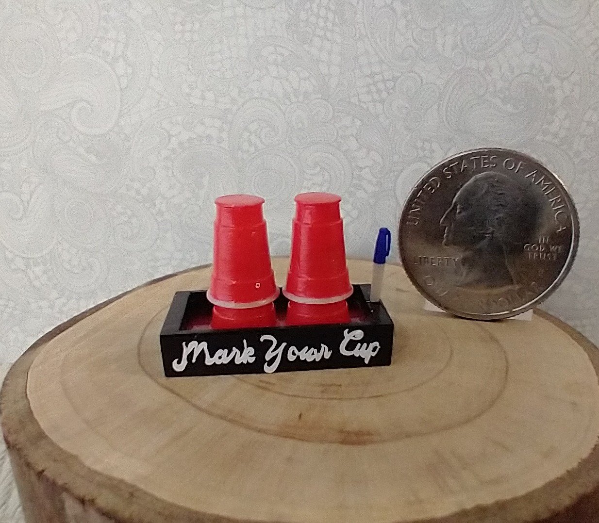 1:12 scale acrylic party cold drink cup holder with two faux Sharpie markers and four cold drink cups REF Crimson red