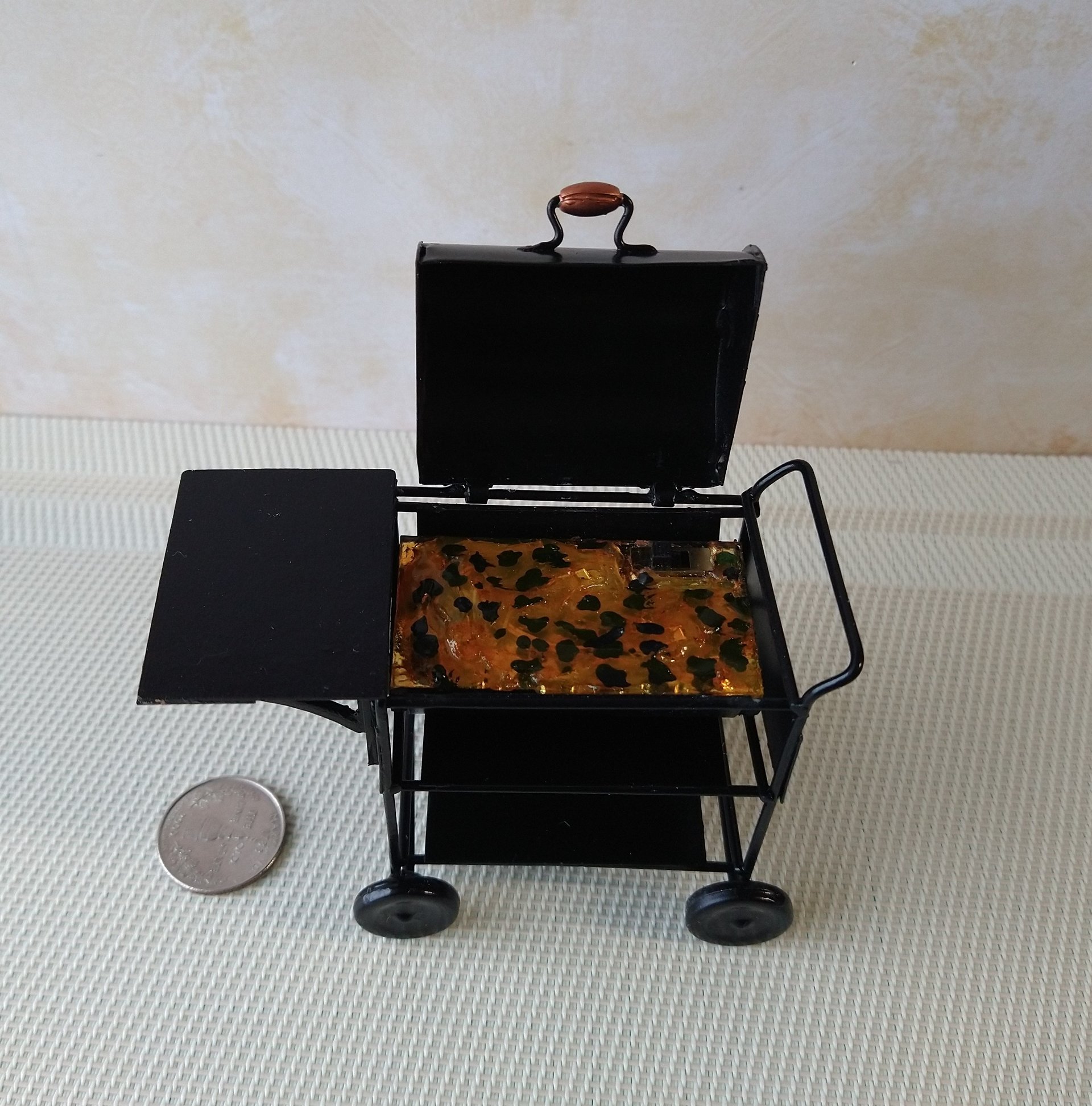 1:12 Dollhouse BBQ grill (metal) with battery operated charcoal glowing / flickering insert Upgraded grate and enlarged surface / service area for grilled goodies