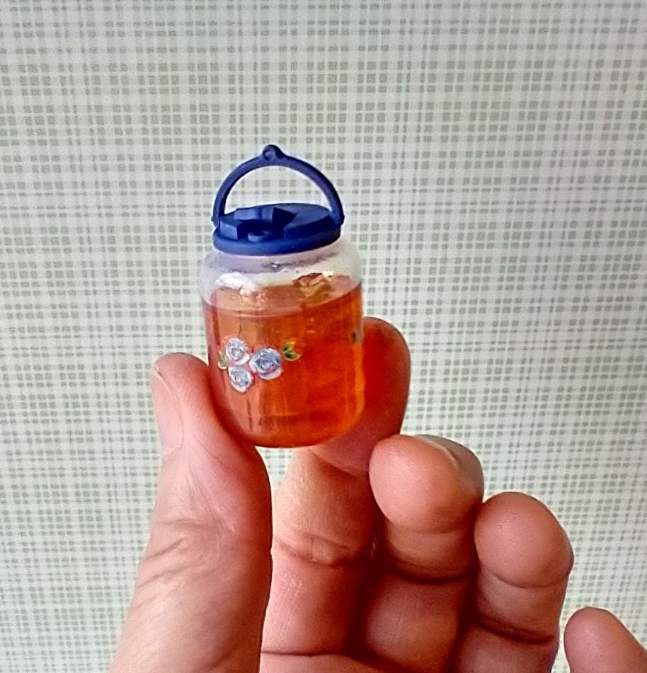 1:12 Dollhouse blue lidded tea jug filled with faux tea and ice cubes plus hinged pour lid Price is for EACH REF Blue rose