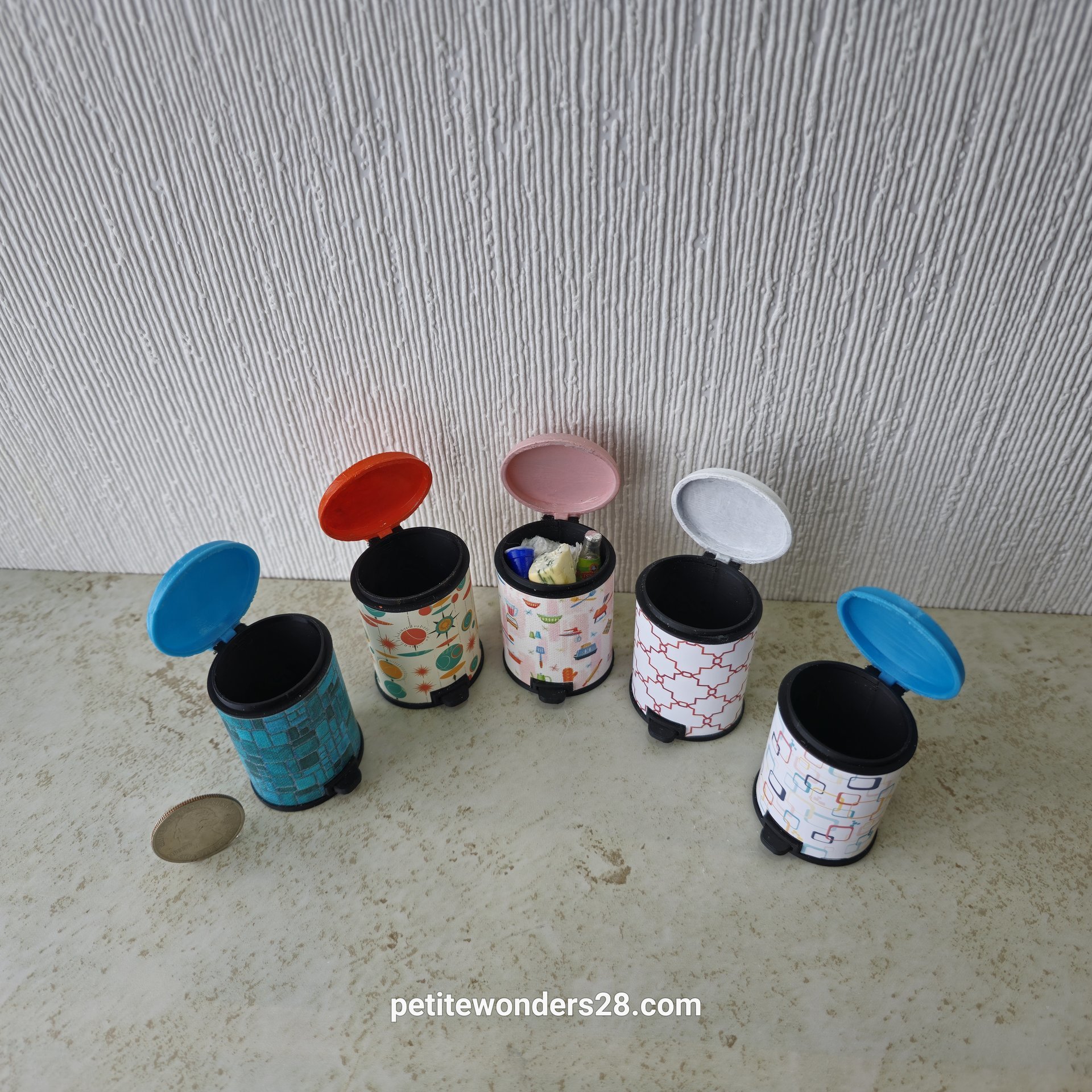 1:12 Dollhouse MCM-themed trash cans for kitchen with hinged lid Mid-century modern dollhouse accessory.  Price is for EACH