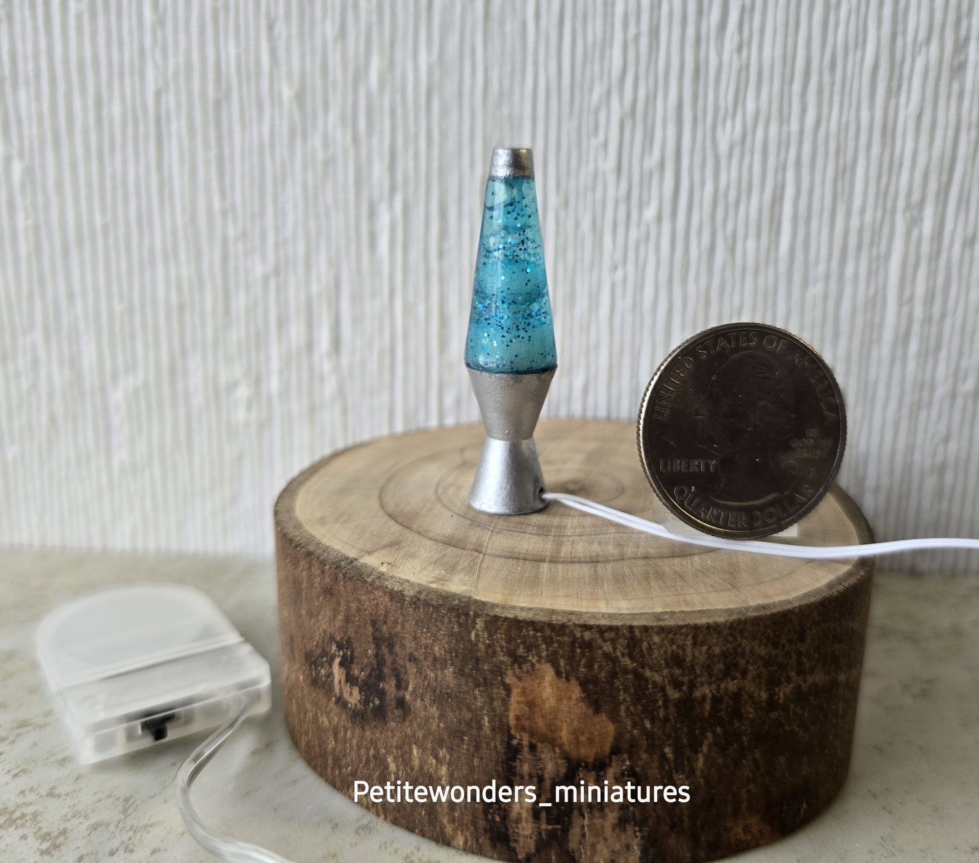 1:12 Dollhouse miniature retro lava lamp Battery operated LED table lamp MCM style with external wires REF Chrome finish base aqua resin