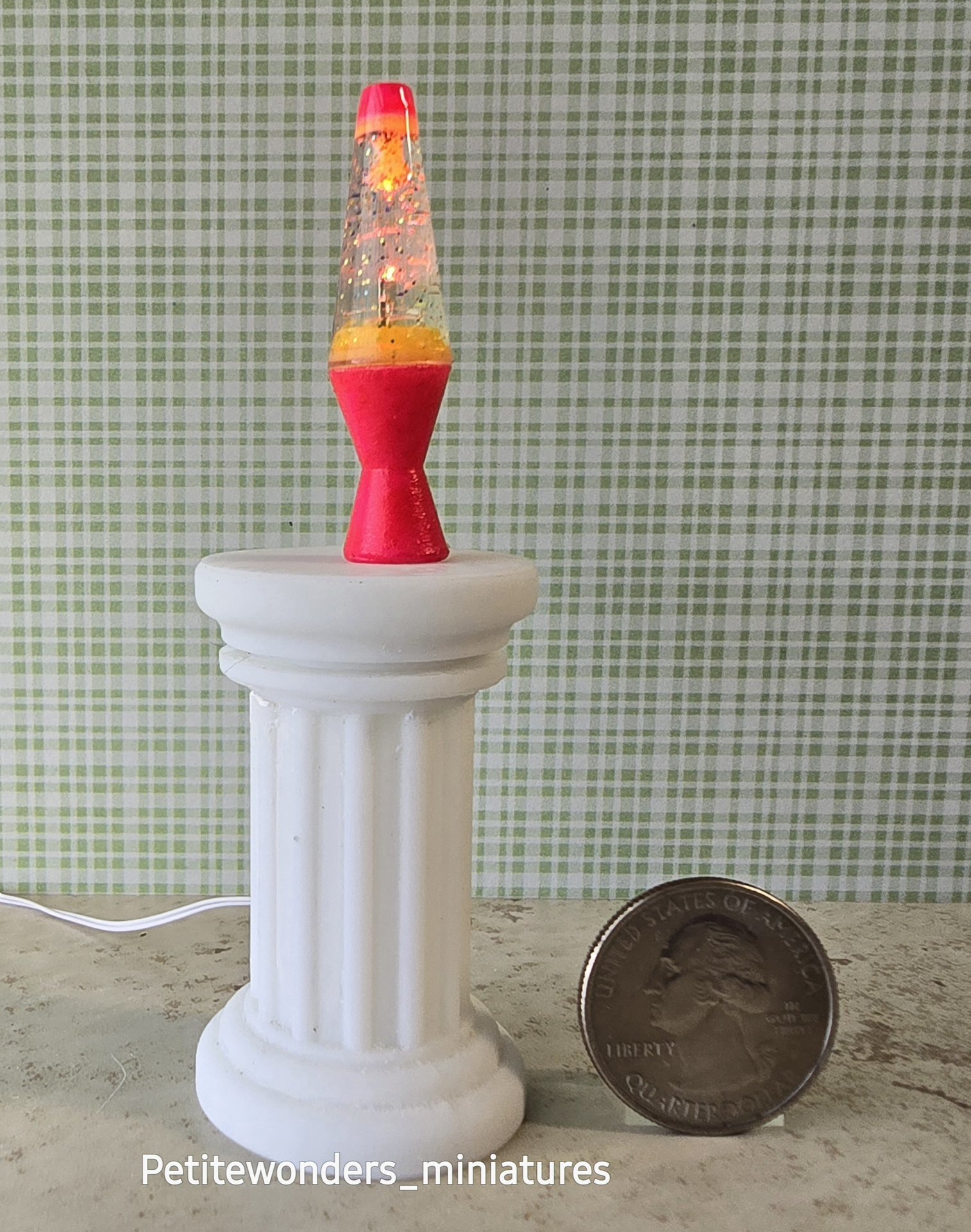 1:12 Dollhouse miniature retro lava lamp Battery operated LED table lamp MCM style with external wires REF Color changing LED Neon pink base