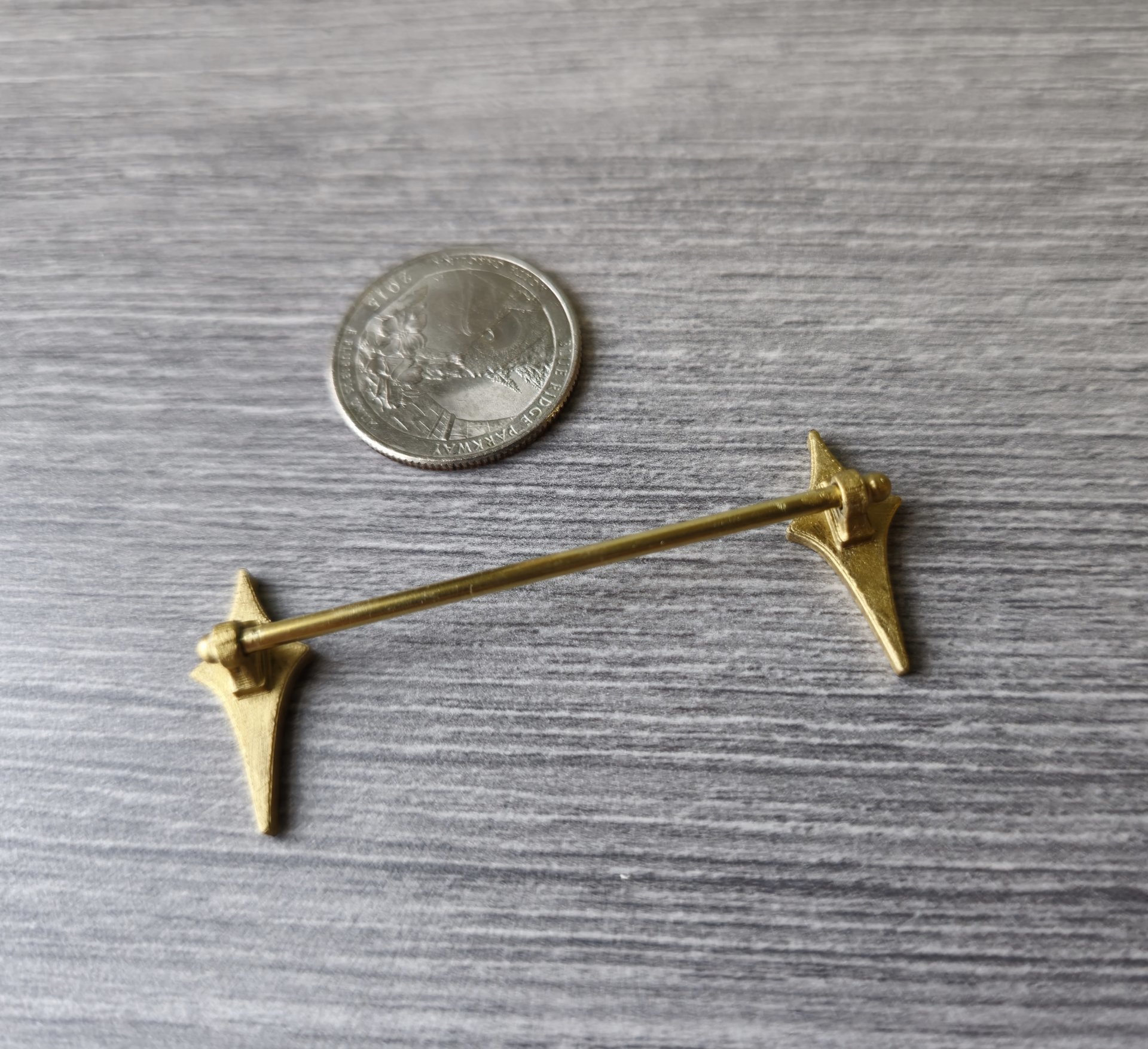 1:12 Dollhouse mid-century style towel bar REF Star