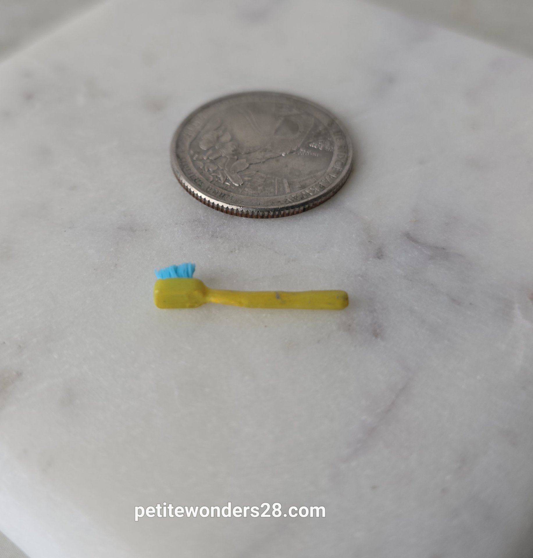 1:12 Dollhouse kitchen cleaning brush Price is for EACH