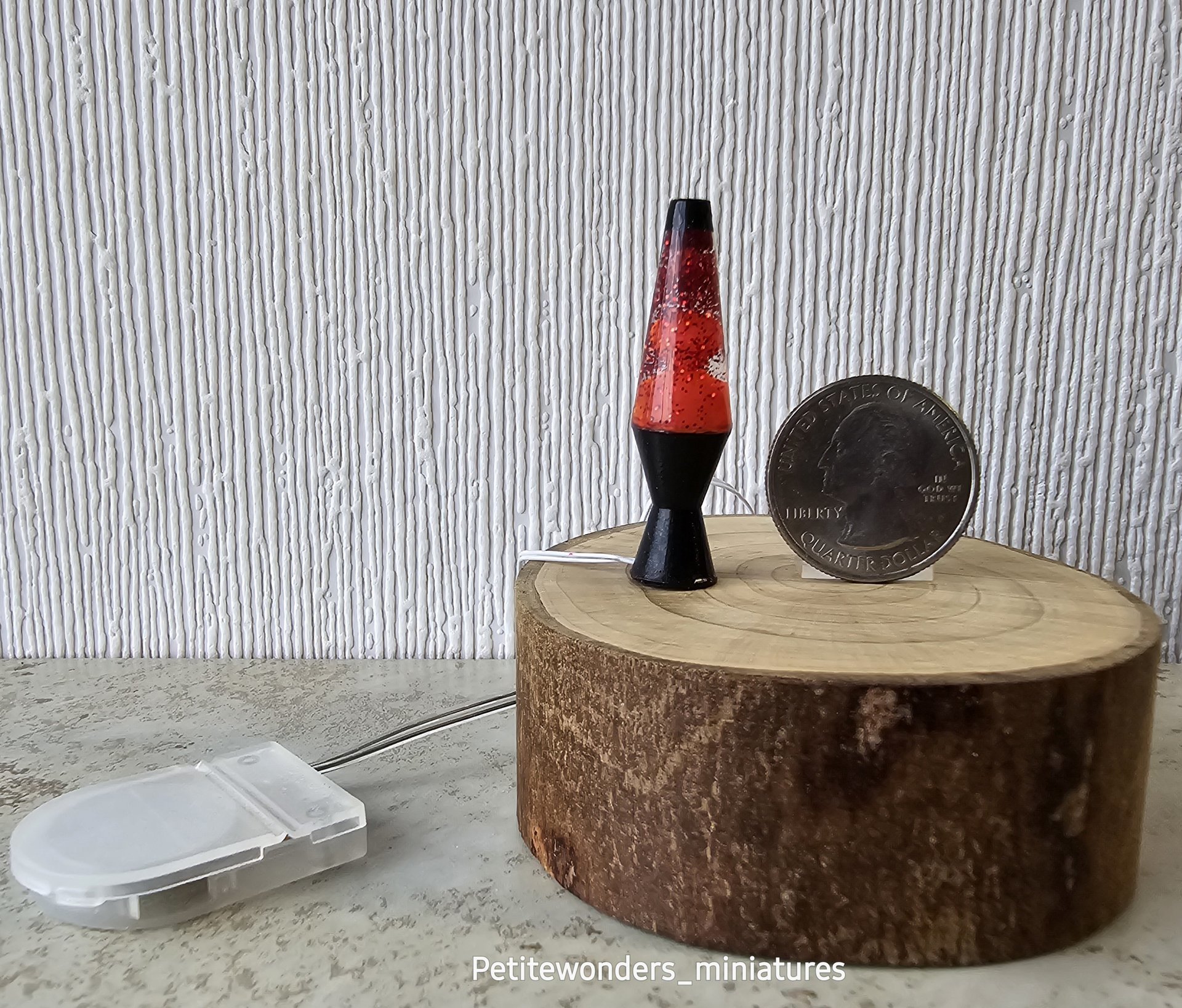 1:12 Dollhouse miniature retro lava lamp Battery operated LED table lamp MCM style with external wires REF Black base red resin