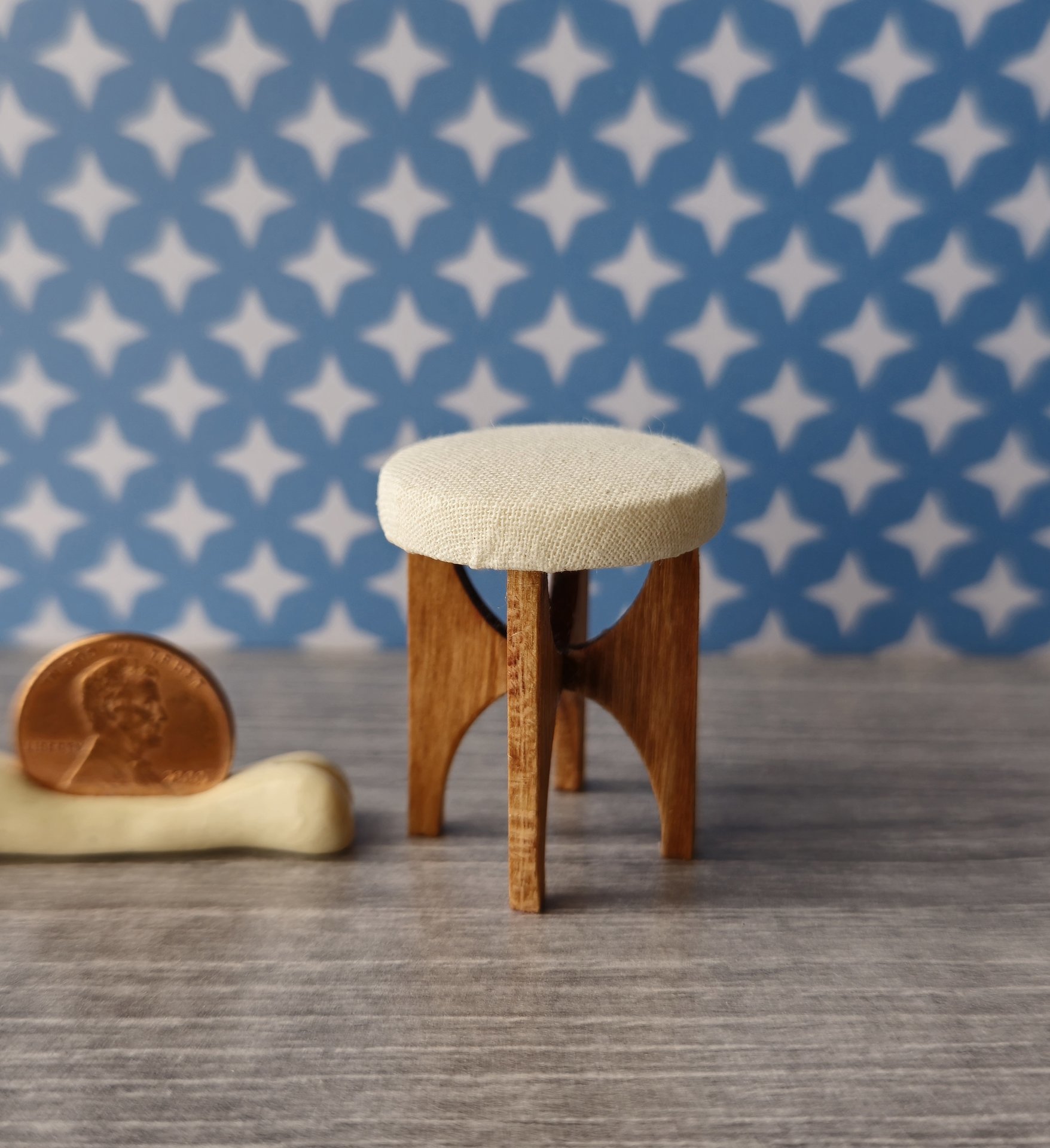 1:12 Dollhouse MCM style vanity stool with cherry wood legs upholsterd seat pad 