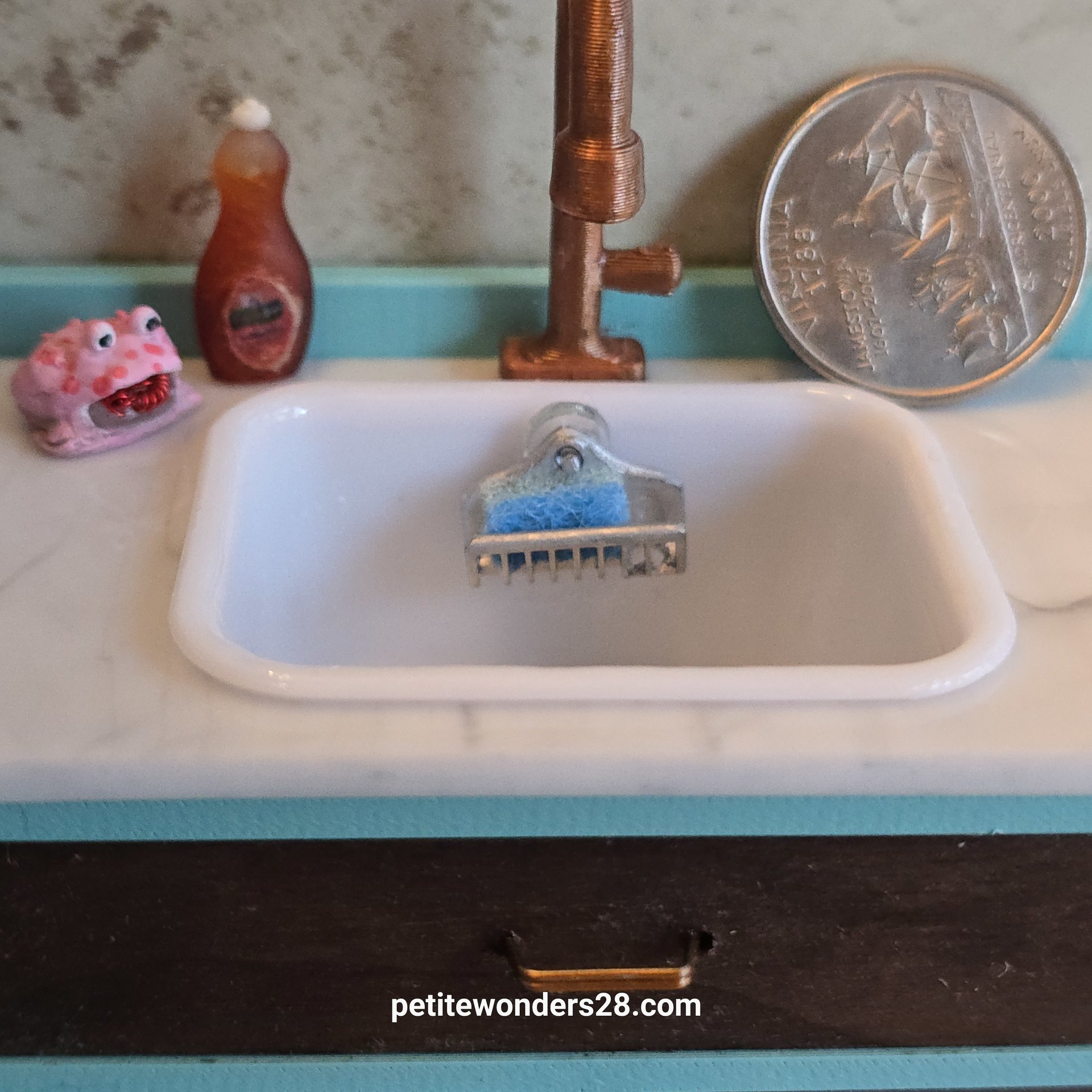 1:12 Dollhouse kitchen sink sponge holder with faux suction cup comes with one sponge PRICE is for each set