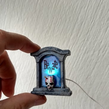 Dollhouse halloween light