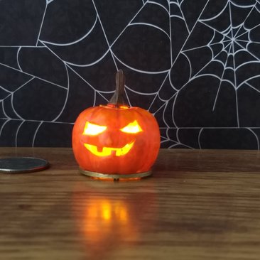 Battery operated miniature light up Jack-O-Lantern Pumpkin LED light for Halloween No external wires REF B Two front teeth