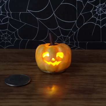 Battery operated miniature light up Jack-O-Lantern Pumpkin LED light for Halloween No external wires REF Corn yellow