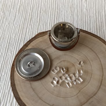 1:12 Dollhosue metal ice bucket with loose ice cubes Bar counter accessory