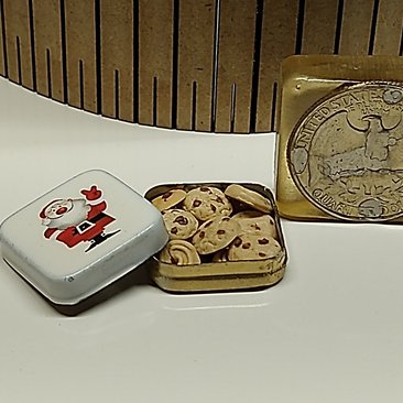 1:12 Dollhouse miniature holiday tin cookies with Santa Claus on lid Choco chips and butter cookies in Christmas tin Cookies in tin box gift