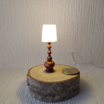 1:12 Dollhouse table lamp with white shade Battery operated minaiture LED console lamp with external wires