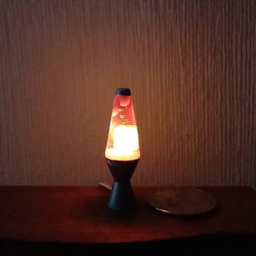 1:12 Dollhouse miniature retro lava lamp Battery operated LED table lamp MCM style with external wires - red resin