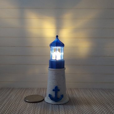 1:12 dollhouse Blue lighthouse lamp Miniature coastal accessory Lighthouse light for dollhouse patio or deck Battery operated novelty or accent light