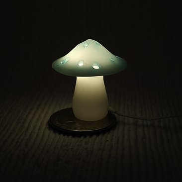 1:12 Dollhouse battery operated toadstool table lamp Kids lamp Novelty lamp Blue mushroom lamp