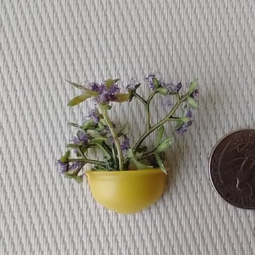1:12 Dollhouse miniature wall planter with light green plant and lavender flowers REF Big yellow lavender
