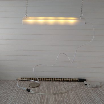 1:12 Dollhouse shop ceiling light Battery operated workshop light with extra long wires