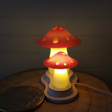 1:12 Dollhouse battery operated Mom and child toadstools table lamp Kids lamp Novelty lamp Red mushrooms lamp
