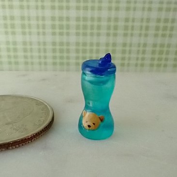 1:12 Dollhouse miniature sippy cup in blue with teddy bear decal REF teddy