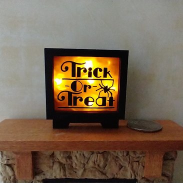 1:12 dollhouse Halloween light box Battery operated light up Trick or Treat sign on external wires