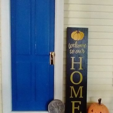 1:12 Dollhouse porch sign Welcome to our Home with pumpkin decal Wooden porch sign for autumn REF Black background