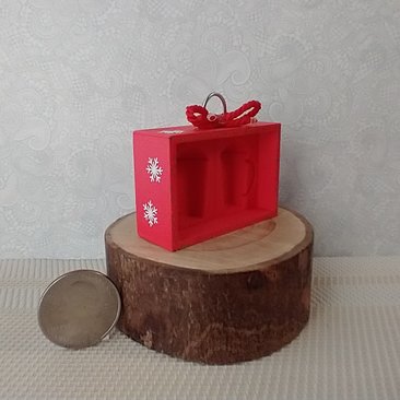 Play scale 1:6 or Barbie red gift box to hold two winter themed mugs with cream lids for 12-inch dolls REF 2-mug gift box Mugs NOT included