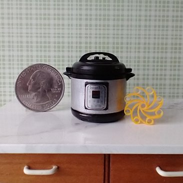 1:12 Dollhouse miniature Instant pressure cooker or multi-cooker with removable lid and cooking pot + egg rack - NON-working