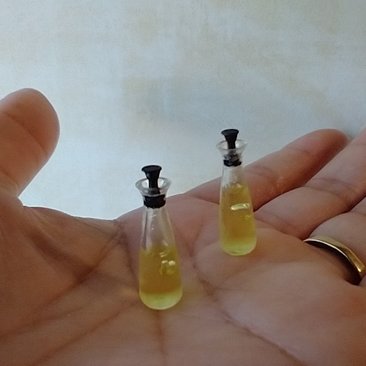 1:12 Dollhouse cooking oil dispenser Olive oil dispenser with black cap PRICE is for EACH