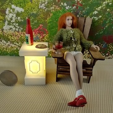 1:12 Dollhouse garden pedestal Battery operated lighted pedestal as plant stand or display stand or patio side table Price is for ONE unit REF Curved corners details