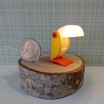 1:12 dollhouse MCM inspired toucan table lamp Battery operated bird lamp with external wires and switch REF Yellow bird