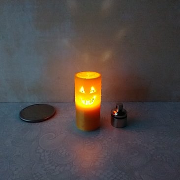 1:12 Dollhouse Halloween decor Orange pillar luminary with front and back pumpkin faces / carvings Battery operated Halloween light Price is for EACH
