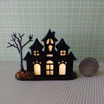 Miniature light up halloween haunted house with leafless tree Battery operated for 1-inch scale or play scale REF 3