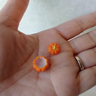 1:12 scale dollhouse pumpkin soup bowl with lid for fall or Halloween Thanksgiving Decorative serving bowl REF Orange PRICE is for EACH unit