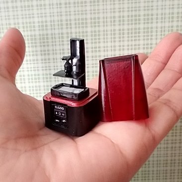1:12 Dollhouse miniature 3D resin printer with removable resin tank and lid - NON-working
