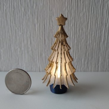 Dollhouse miniature light up Christmas tree Battery lighted Xmas tree with balloon LED bulb in a pot REF Translucent white blue pot