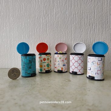 1:12 Dollhouse MCM-themed trash cans for kitchen with hinged lid Mid-century modern dollhouse accessory.  Price is for EACH