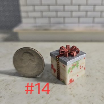 1-inch scale dollhouse miniature light up Christmas gift box Battery lighted gift box for mini holiday scene REF #14 Small square, silver lid + red bow 